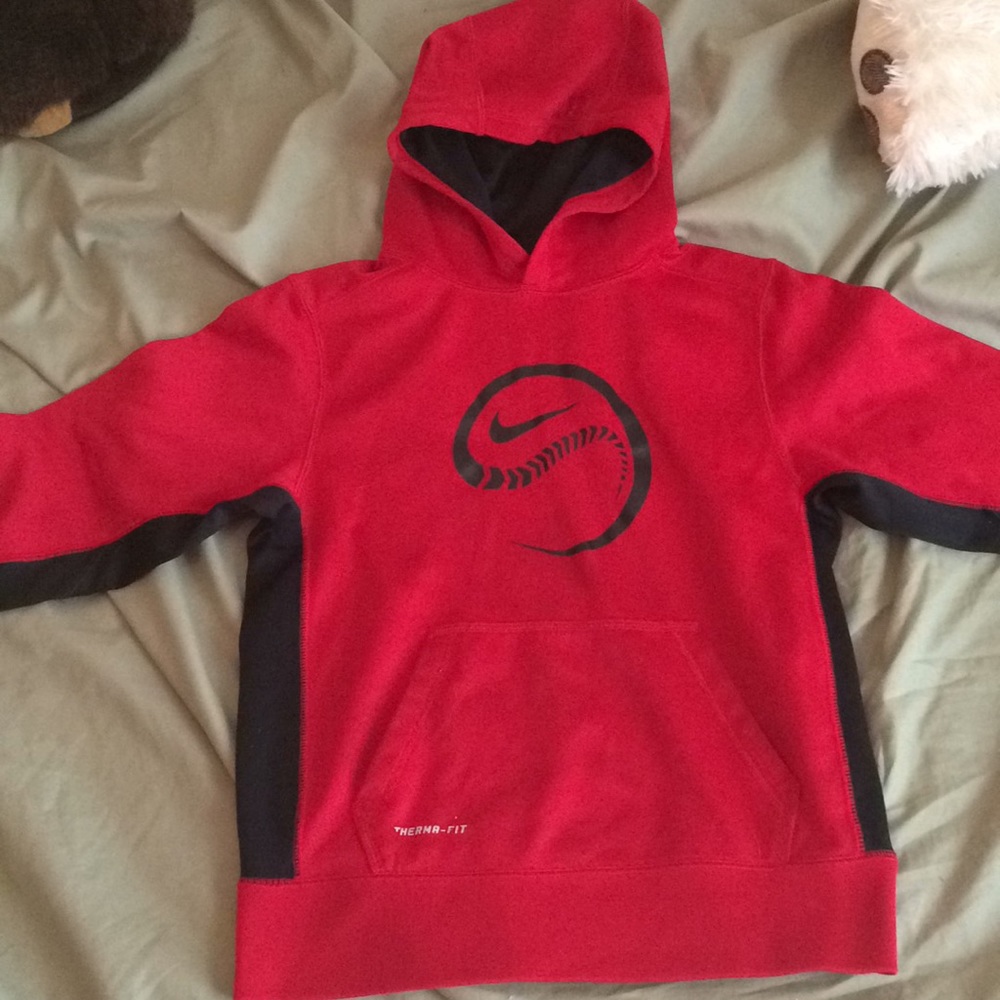 Nike therma-fit hoodie